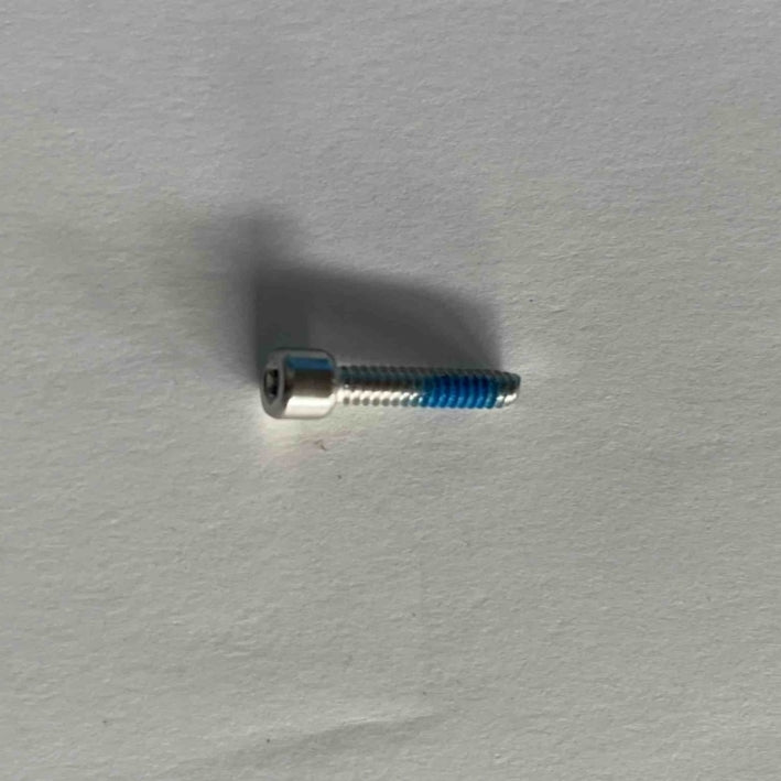 ES600P cylindrical head torx screws with column