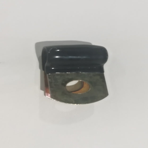 ES410 tail light cable fixing sleeve