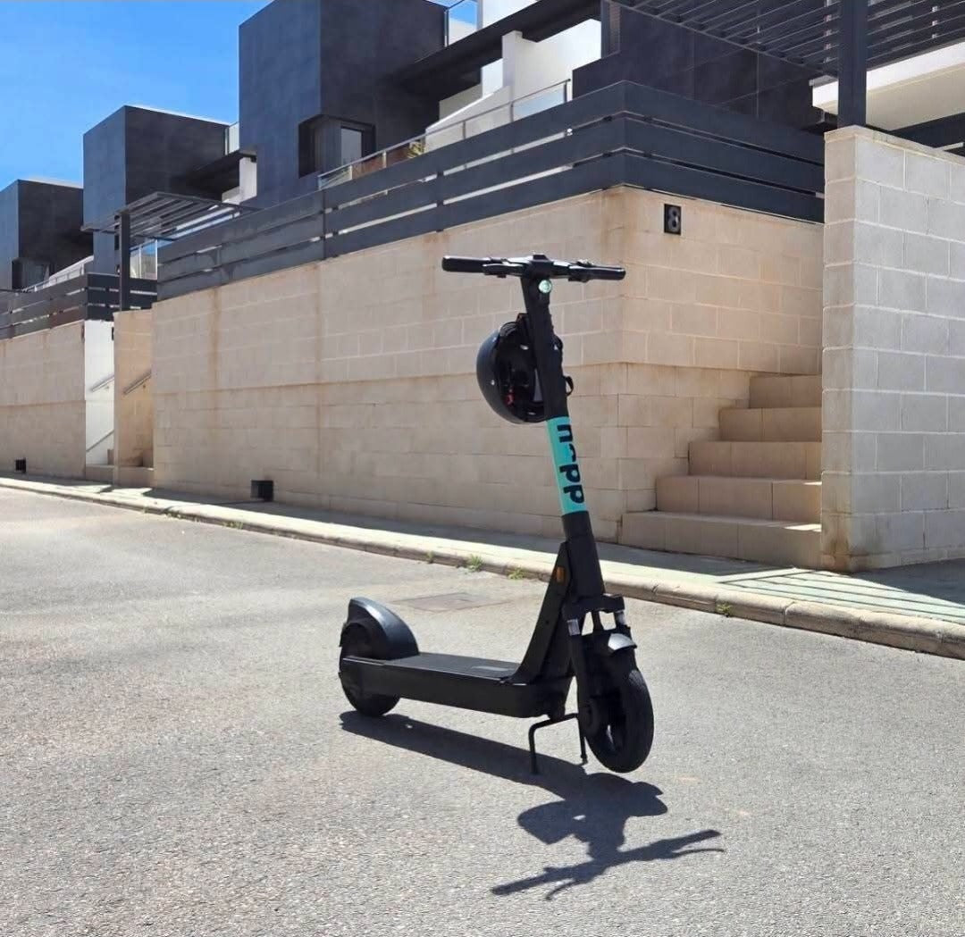 OKAI ES400A electric scooter