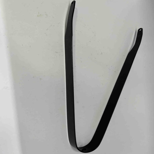 EB100B rear mud plate support (plastic spray)